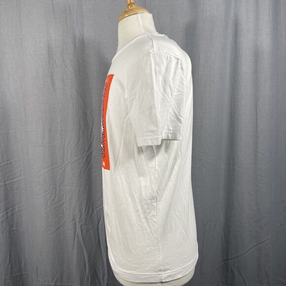 Original Penguin Graphic T-shirt Rivials Clemson/Carolina Football Mens M - Picture 3 of 10